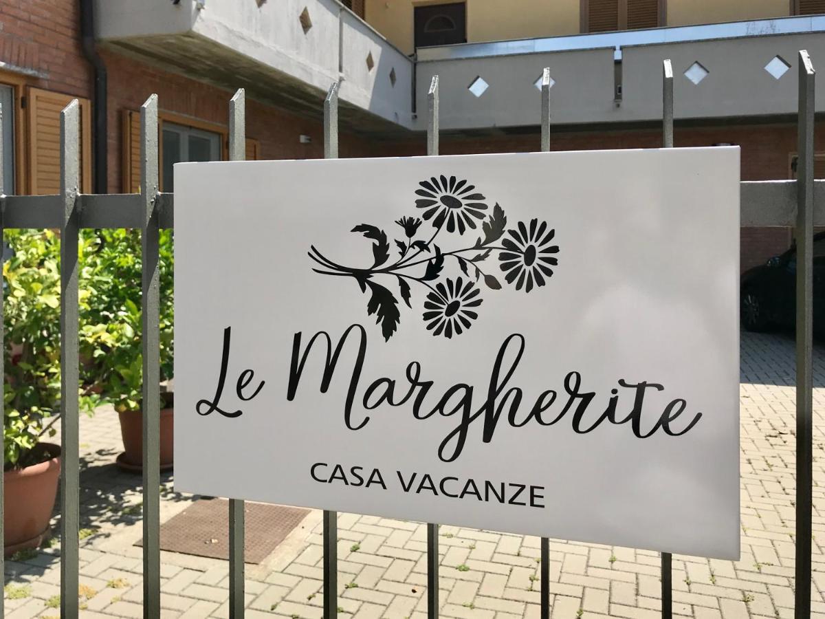 Le Margherite Cardano Al Campo Exterior photo